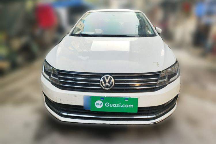 Used Volkswagen Lavida 2015 1.6L Automatic Comfort Edition
