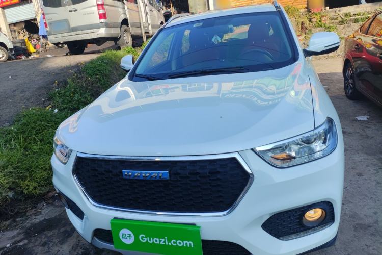 Used Haval H2 2017 Blue Label 1.5T Manual Two-Wheel Drive Luxury Model
