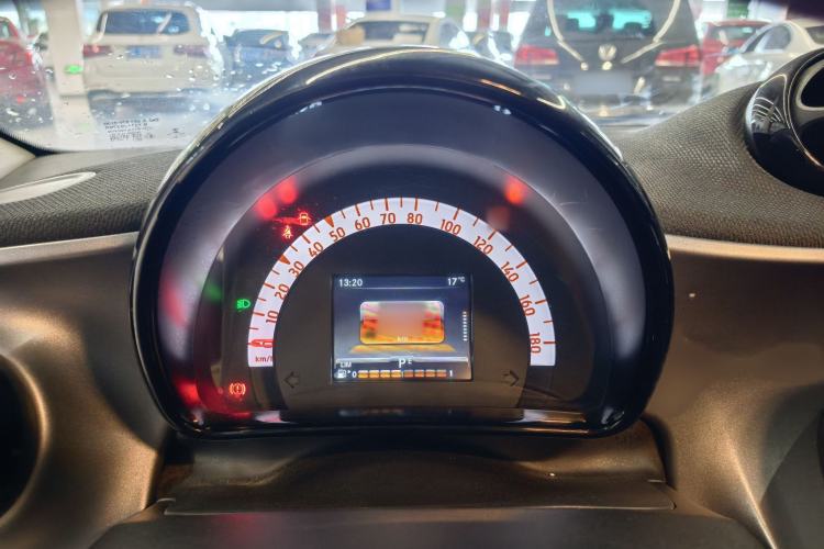 Used smart forfour 2016 1.0L 52 kW Passion Edition