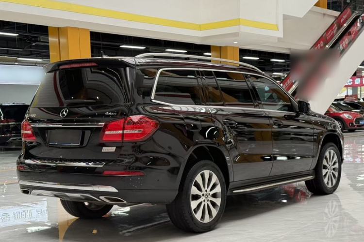 Used Mercedes-Benz GLS 2017 GLS 400 4MATIC Fashion Edition

