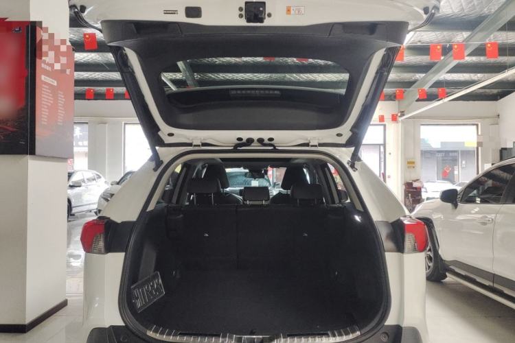 Used Toyota RAV4 2024 2.0L CVT Two-Wheel Drive Fashion Plus Edition
