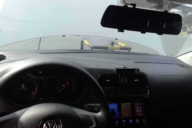 Used Volkswagen Polo 2016 1.4L Automatic Trendy Model Center Console