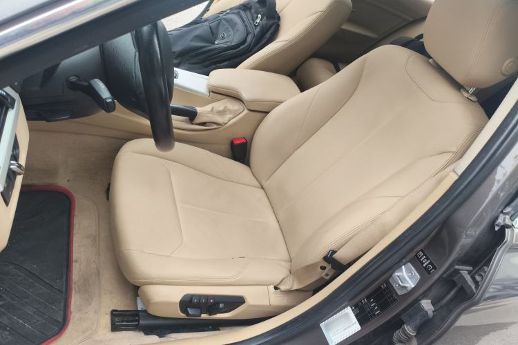 Used BMW 3 Series 2013 320Li Fashion Model
