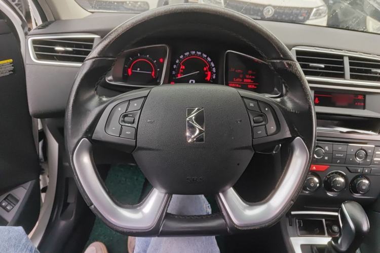 Used DS 5LS 2016 1.6T Comfort Edition THP160
