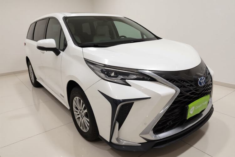 Used Toyota Sienna 2021 2.5L Hybrid Comfort Edition
