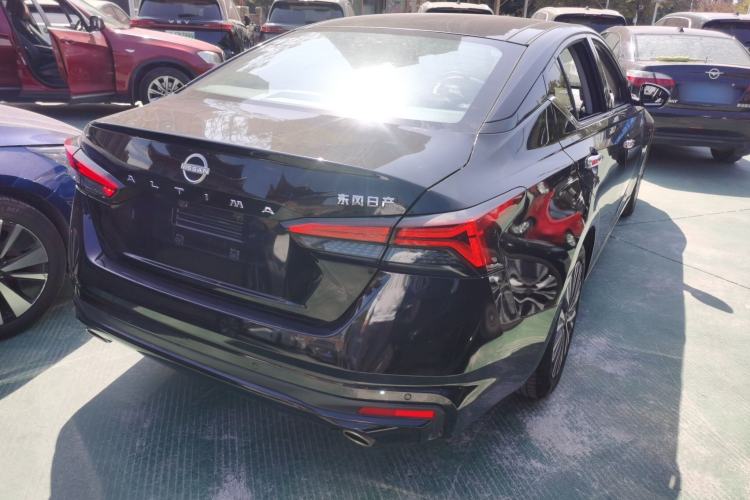 Used Nissan Teana 2022 2.0L XL-TLS Enjoyment Edition
