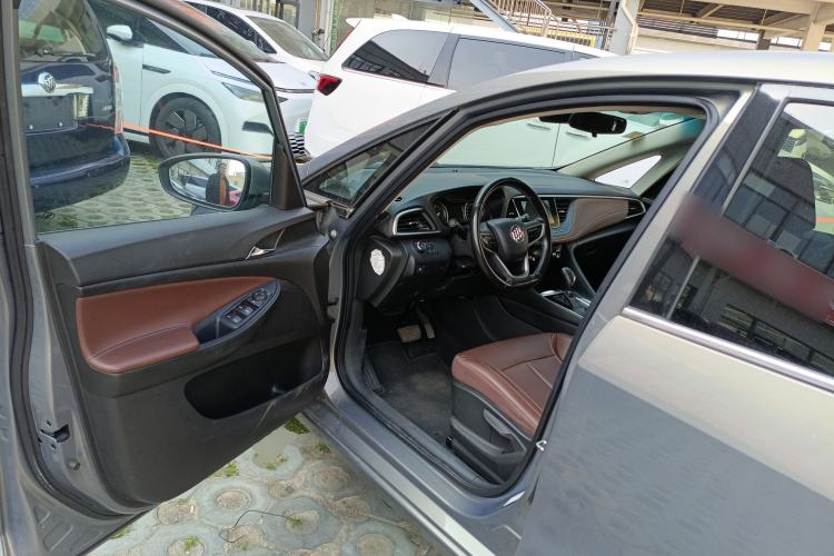 Used Buick GL6 2018 18T 6-Seater Luxury Model