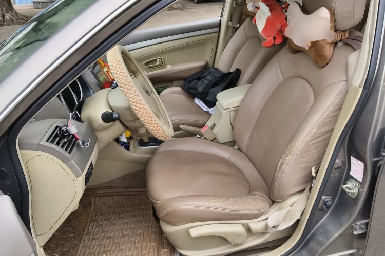 Used Nissan Sylphy 2012 Classic 1.6XE Automatic Comfort Edition Left Front Seat