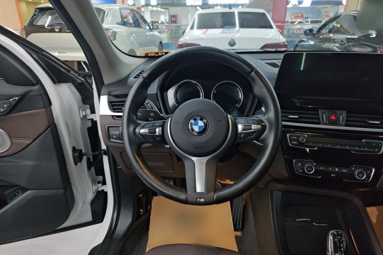 Used BMW X1 2022 sDrive25Li Leading Model
