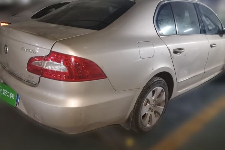 Used Skoda Superb 2012 1.4TSI DSG Zhiya Edition Rear Right 45 Deg