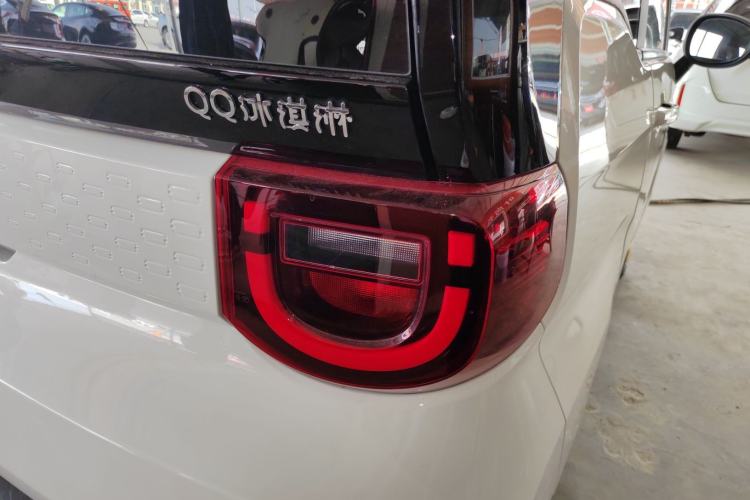 Used Chery QQ QQ Ice Cream 2022 170km Sundae Phosphate Lithium-Ion
