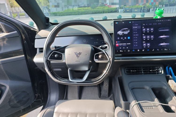 Used NETA L 2024 Extended-Range 310 Flash-Charge Red Edition