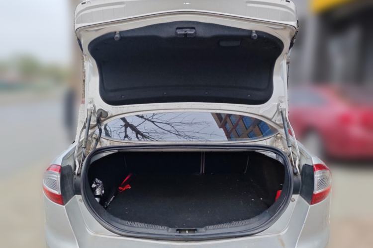 Used Ford Mondeo 2011 2.0L GTDi 200 Luxury Edition