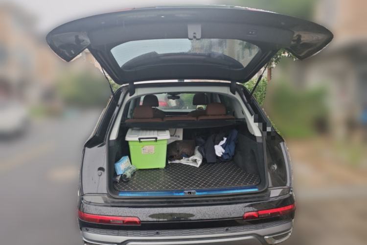 Used Audi Q7 2022 45 TFSI quattro S line Sport Edition Trunk