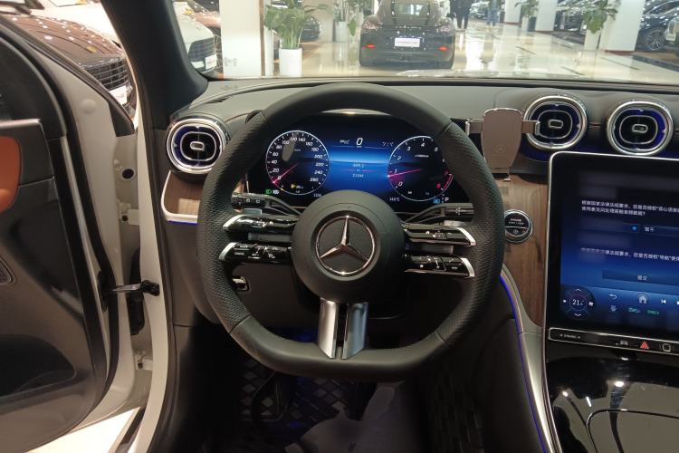 Used Mercedes-Benz GLC 2023 GLC 300 L 4MATIC Dynamic 7-Seater