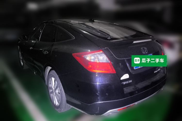 Used Honda Crosstour 2014 2.4L Luxury Edition
