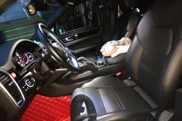 Used Porsche Cayenne E-Hybrid 2019 Cayenne E-Hybrid 2.0T
