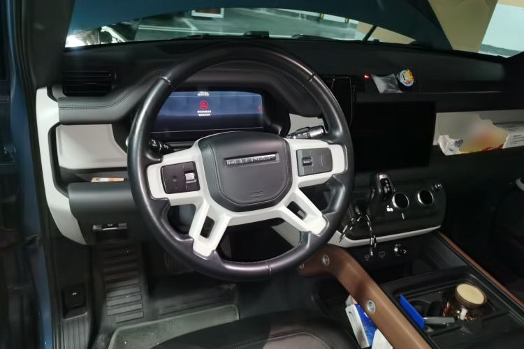 Used Land Rover Defender 2022 90 2.0T P300 X-DYNAMIC HSE
