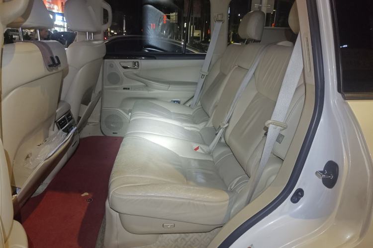 Used Lexus LX 2009 570
