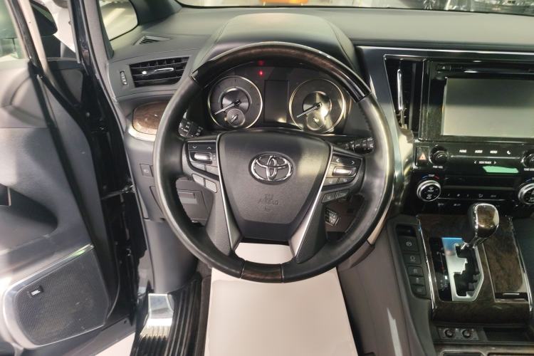 Used Toyota Alphard 2019 Dual-Engine 2.5L Prestige Edition Steering Wheel