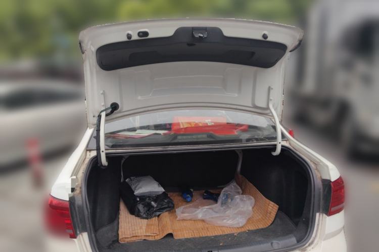 Used Volkswagen Lavida 2017 1.6L Manual Fashion Edition