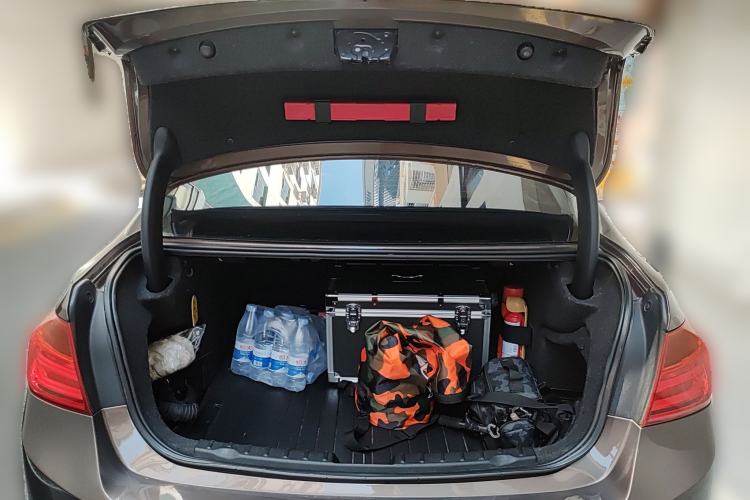 Used BMW 3 Series 2013 Facelifted 320Li Luxury Design Package
