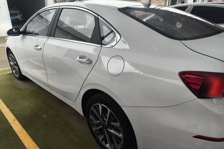 Used Kia K3 2021 1.5L CVT Fashion Edition
