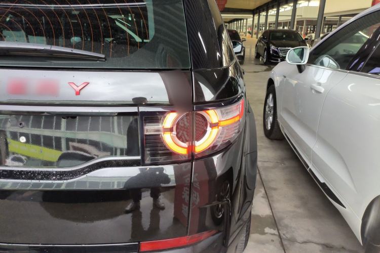 Used Land Rover Discovery Sport 2018 240 PS SE Version
