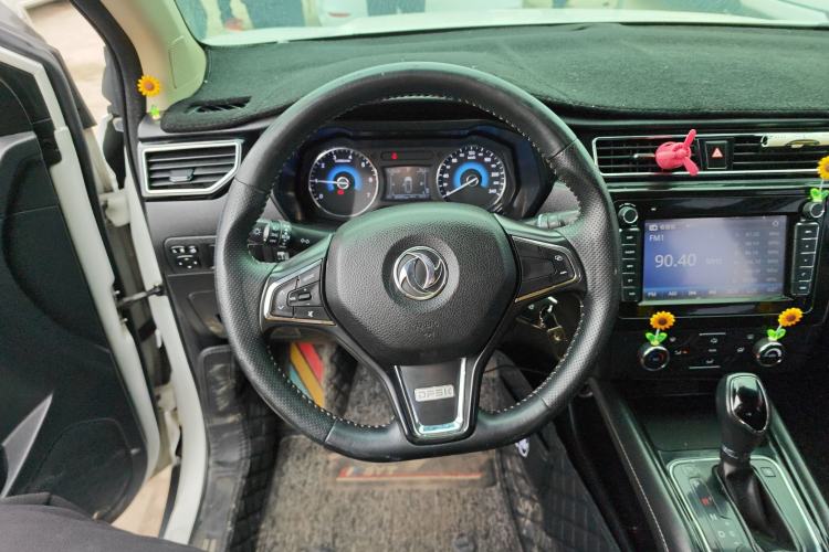 Used Dongfeng Fengon 580 2017 1.5T CVT Comfort Model
