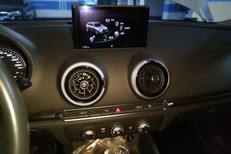 Used Audi A3 2017 Sportback 35 TFSI Fashion Model