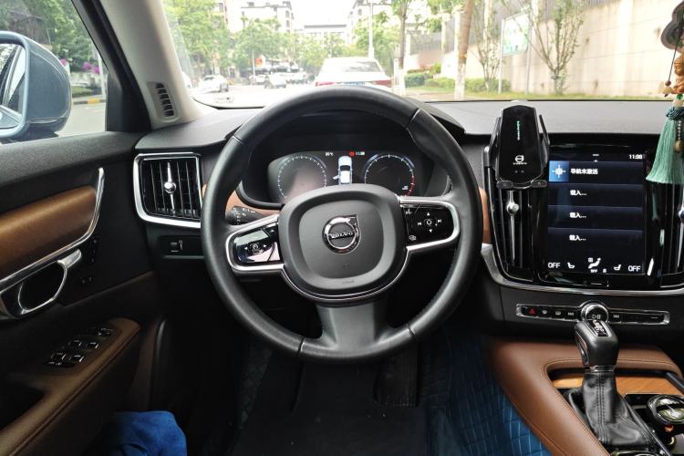 Used Volvo S90 2020 T5 Zhiyi Luxury Edition Steering Wheel