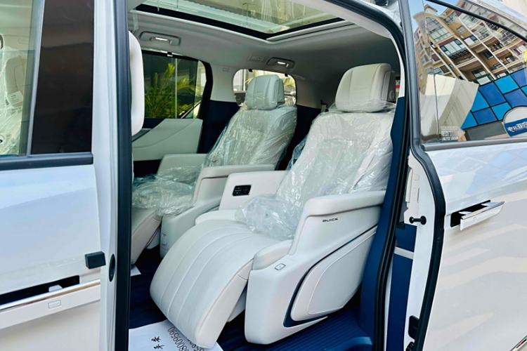 Used Buick GL8 New Energy 2024 Lu Zun Luxury Edition 6-Seater
