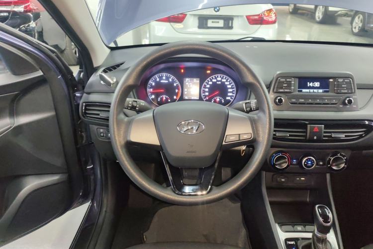 Used Hyundai Celesta 2020 1.6L Automatic GL Enjoyable Edition