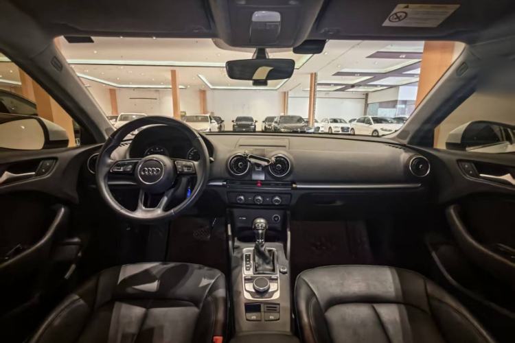 Used Audi A3 2019 Limousine 35 TFSI Ambition China VI