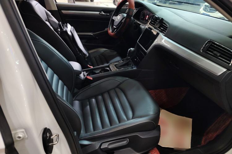 Used Volkswagen Lamando 2021 Revised Version 280TSI DSG Comfort Edition Right Front Seat