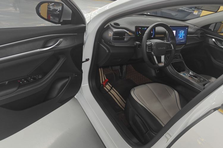 Used BYD Destroyer 05 2024 HONOR Edition DM-i 55KM Luxury Model