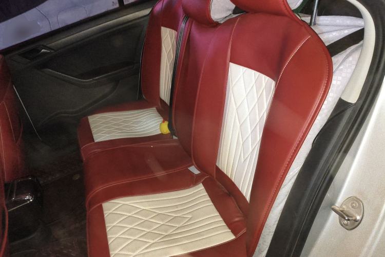 Used Volkswagen Jetta 2015 Value Edition 1.6L Manual Fashionable Style