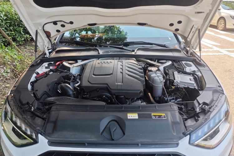 Used Audi A4L 2023 40 TFSI Luxury Dynamic Model
