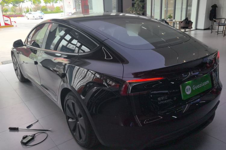 Used Tesla Model 3 2025 Rear-Wheel-Drive Version