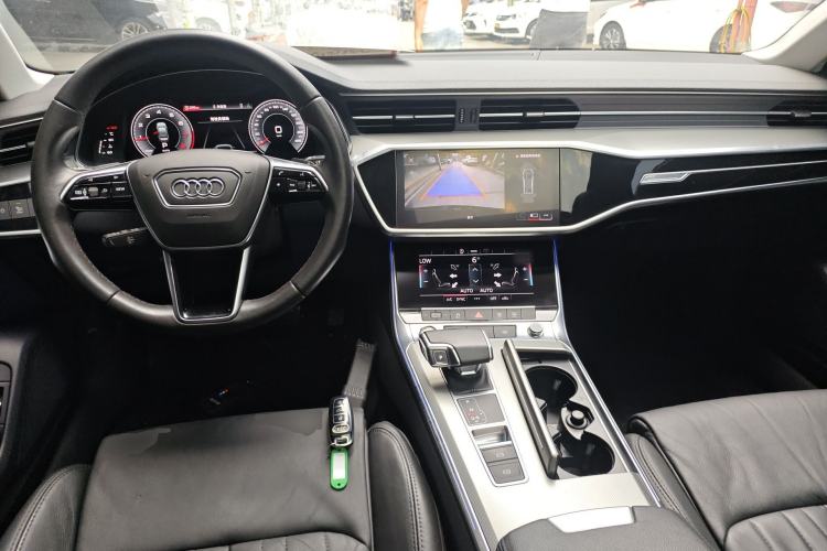 Used Audi A6L 2021 40 TFSI Luxury Prestige Edition Center Console