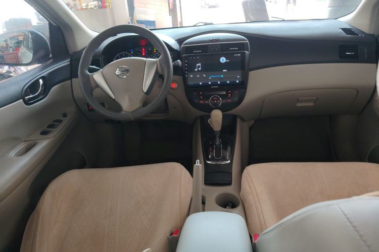 Used Nissan Tiida 2011 1.6L CVT Smart Version