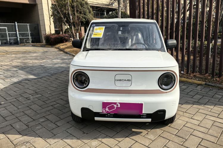 Used Geely Galaxy Panda 2024 Panda Mini 200km Endurance Bear
