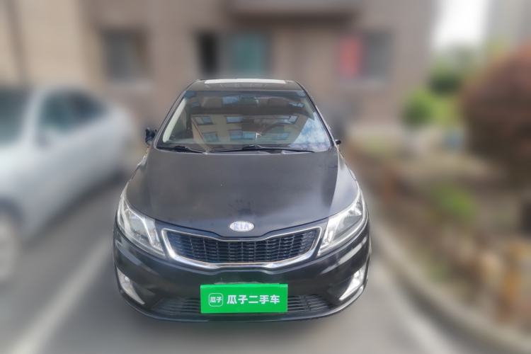 Used Kia K2 2012 Sedan 1.4L MT TOP Commemorative Edition
