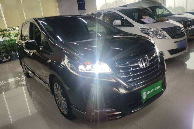 Used Honda Elysion 2016 2.4L Style Edition
