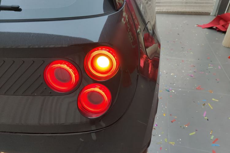 Used firefly 2025 Illuminated Edition
