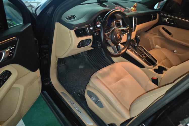 Used Porsche Macan 2016 Macan 2.0T
