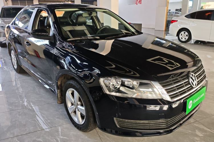 Used Volkswagen Lavida 2017 1.6L Automatic Comfort Edition
