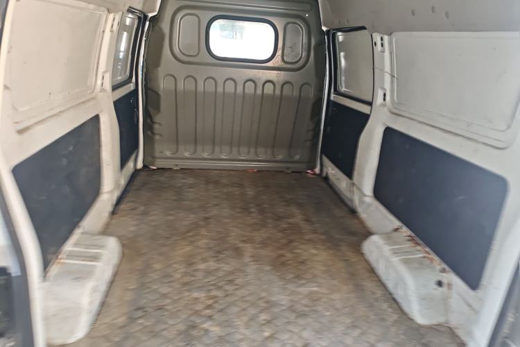 Used Jinbei Hiace X30 2021 1.5L Wealthy Single-Steaming Air-Conditioned Van China VI Standard SWC15M Trunk