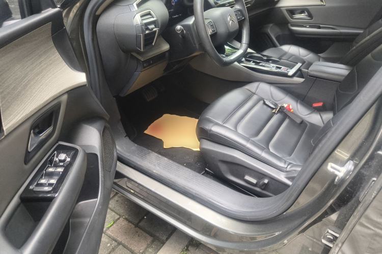 Used Citroen C5 X 2021 1.6T Enjoy the Extraordinary Driver Seat