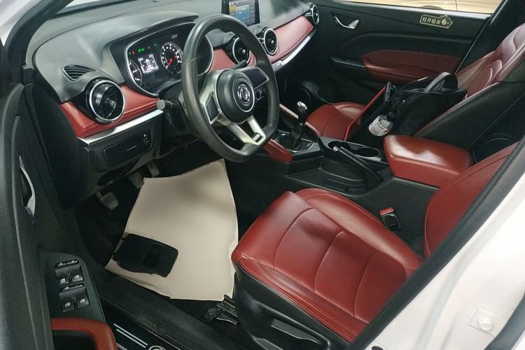 Used Dongfeng Fengon 500 2021 1.5L Manual Enjoyment Model Driver Seat